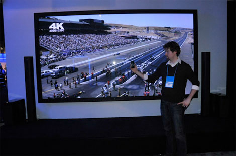 Klik for større billede Panasonic 152” 3D plasma-Tv