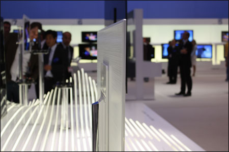 Klik for at forstørre billedet Samsung 6 mm LED-TV