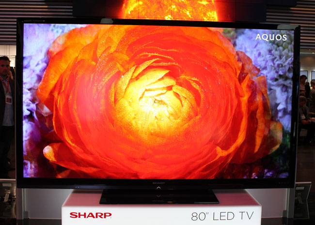 Sharp 80-tommer Tv